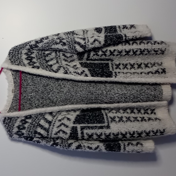 Eoote Sweaters - Eoote cardigan